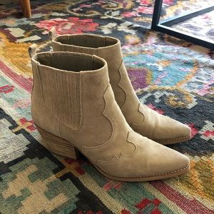 Sam Edelman Winona Light Taupe Ankle Booties